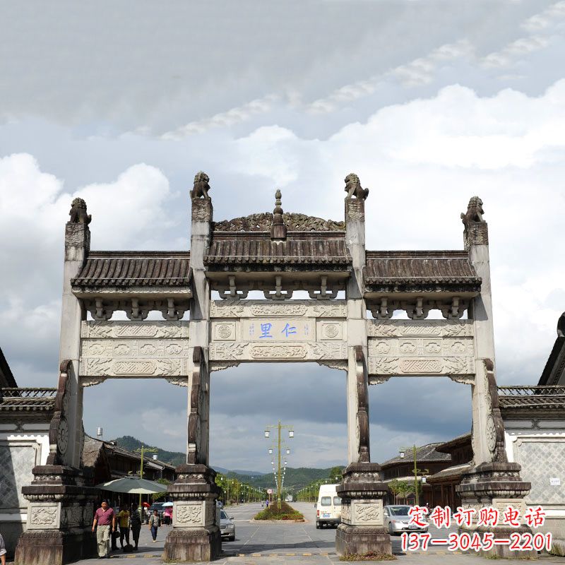 甘肃精致古典风格的牌楼雕塑