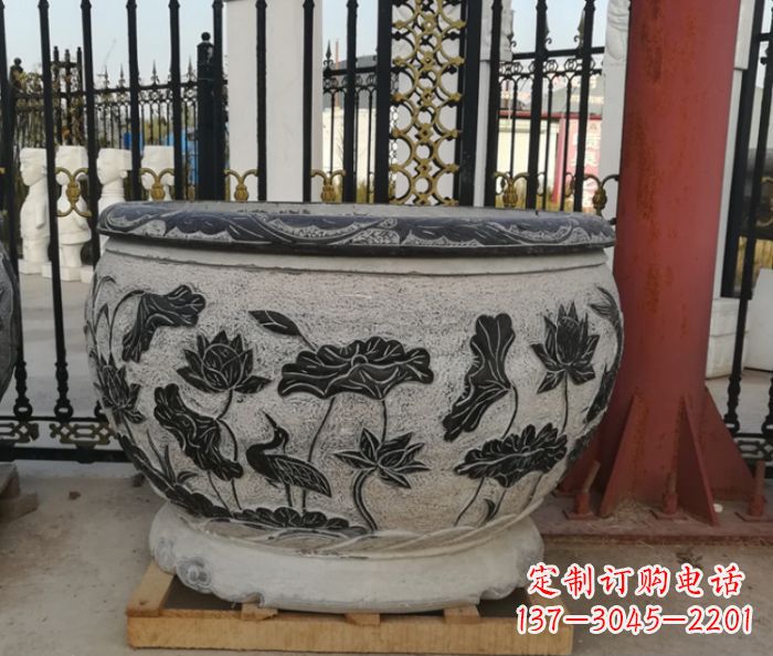 甘肃中领雕塑是一家专业的雕塑定制厂家,提供各…
