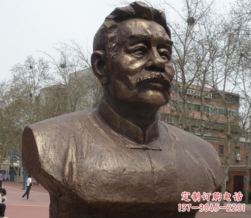 甘肃鲁迅胸像名人铜雕是中领雕塑公司定制的一款…