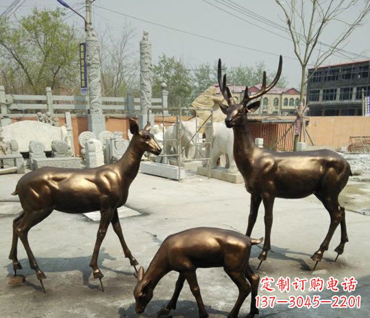 甘肃感受自然魅力的动物铜雕