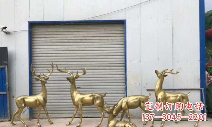 甘肃高贵典雅的鹿群铜雕