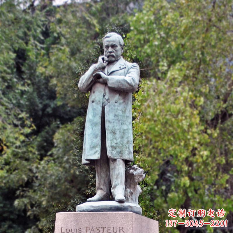 甘肃领雕塑-路易斯·巴斯德站姿雕像