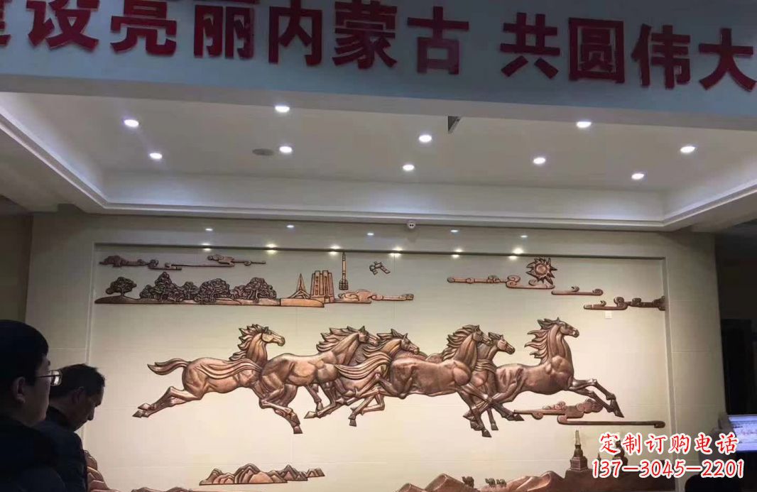 甘肃完美展示马到成功的铜马雕塑