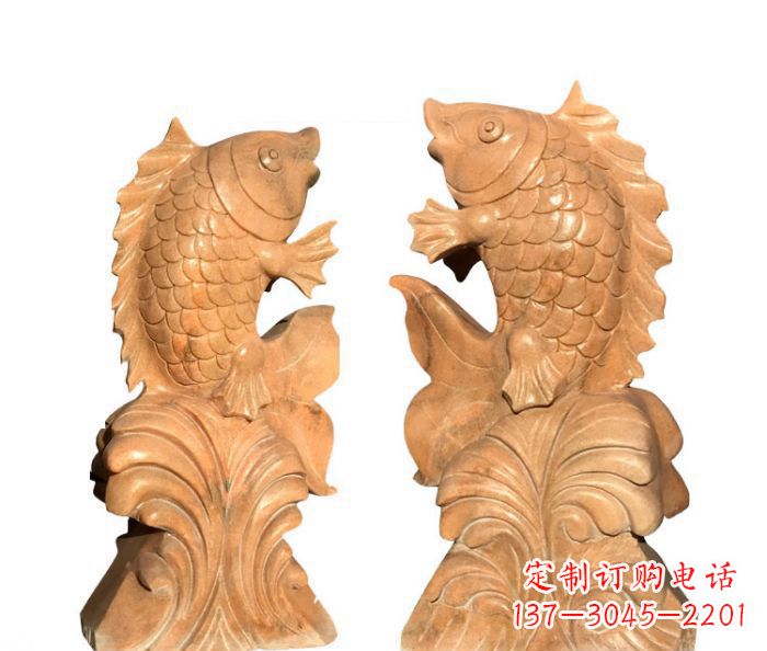 甘肃中领雕塑:精美的鲤鱼喷水晚霞红石雕