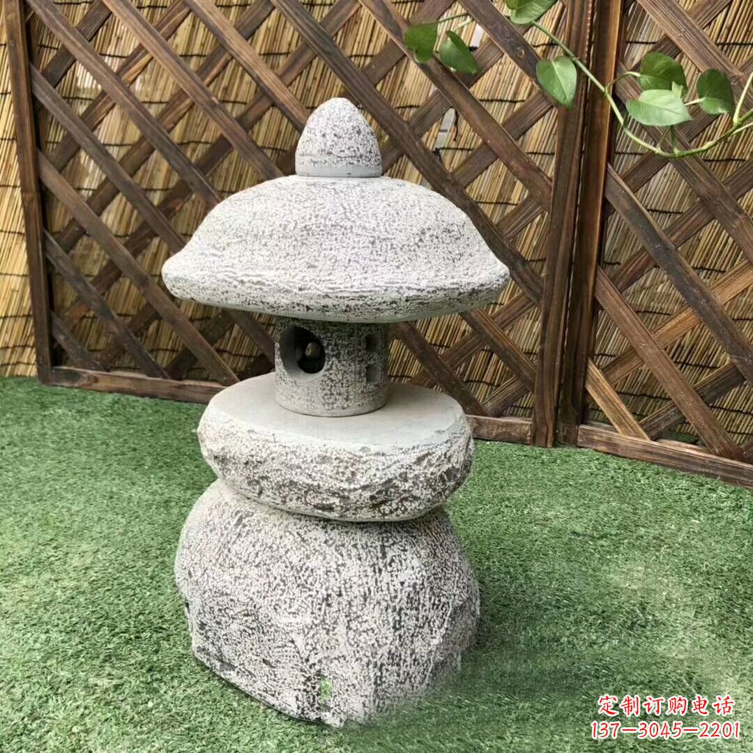 甘肃青石仿古石灯笼