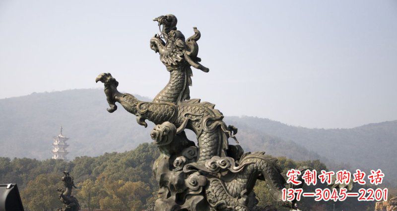 甘肃青铜神龙出水铜雕