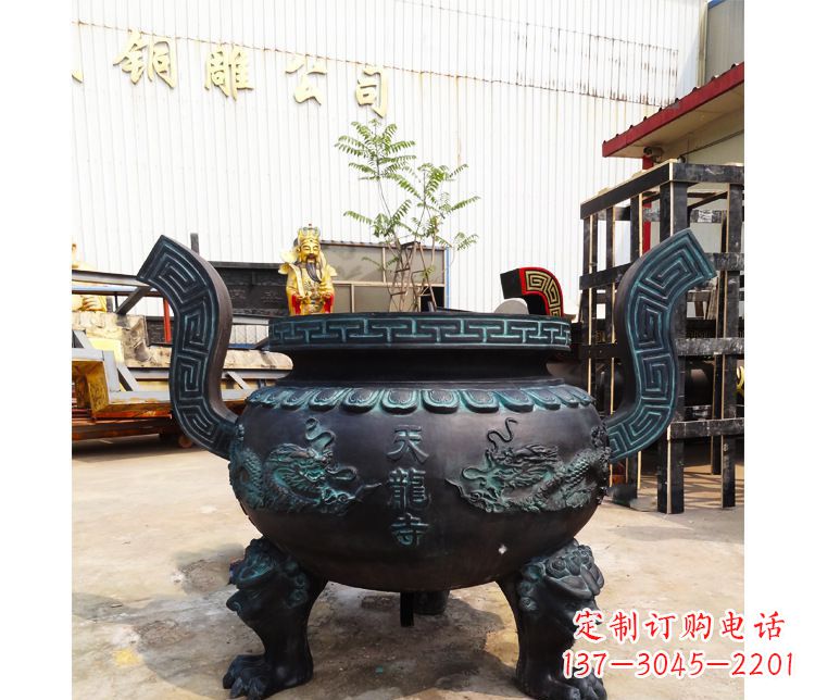 甘肃精美青铜寺庙广场香炉雕塑