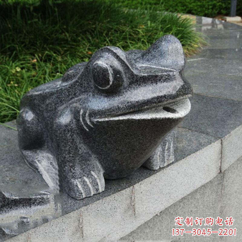甘肃活力四射的青蛙喷水雕塑