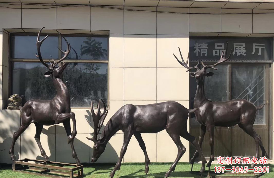 甘肃群鹿铜雕塑,艺术精雕细琢