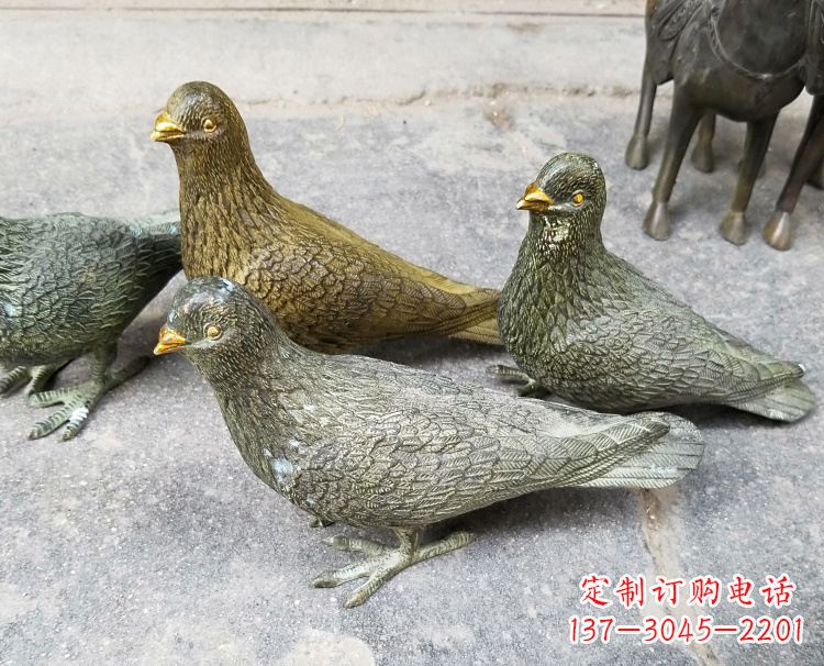 甘肃中领雕塑:少女与和平鸽的象征