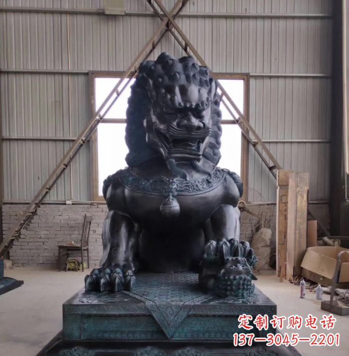 甘肃中领雕塑狮子铜雕塑，壮丽展现王者之气！