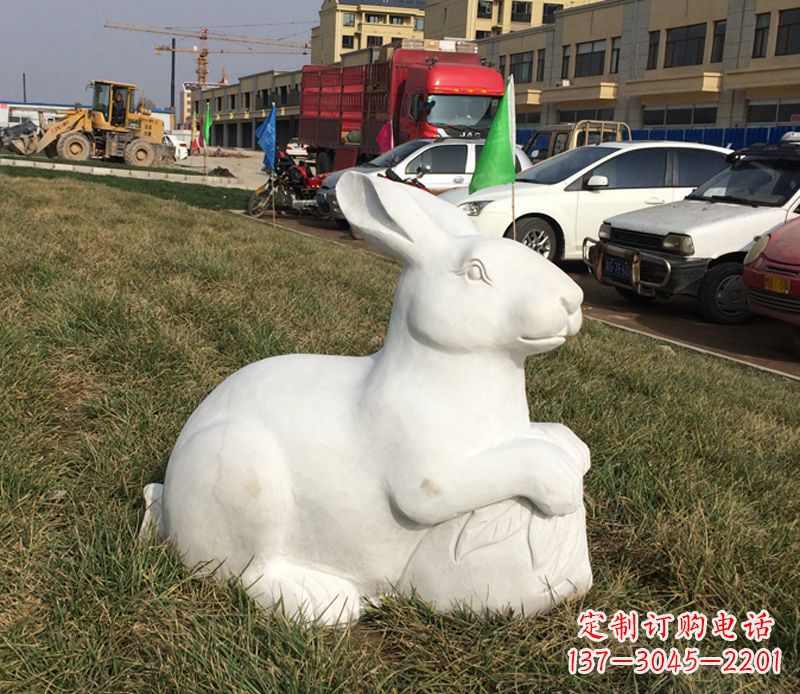 甘肃精美兔子石雕精品,点缀家居美景