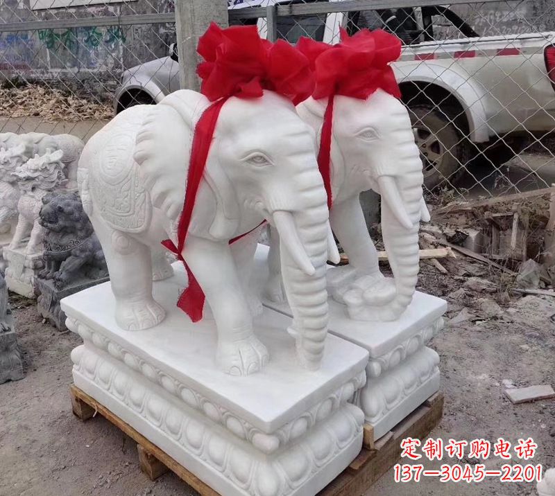 甘肃元宝驾驭的大象雕塑艺术