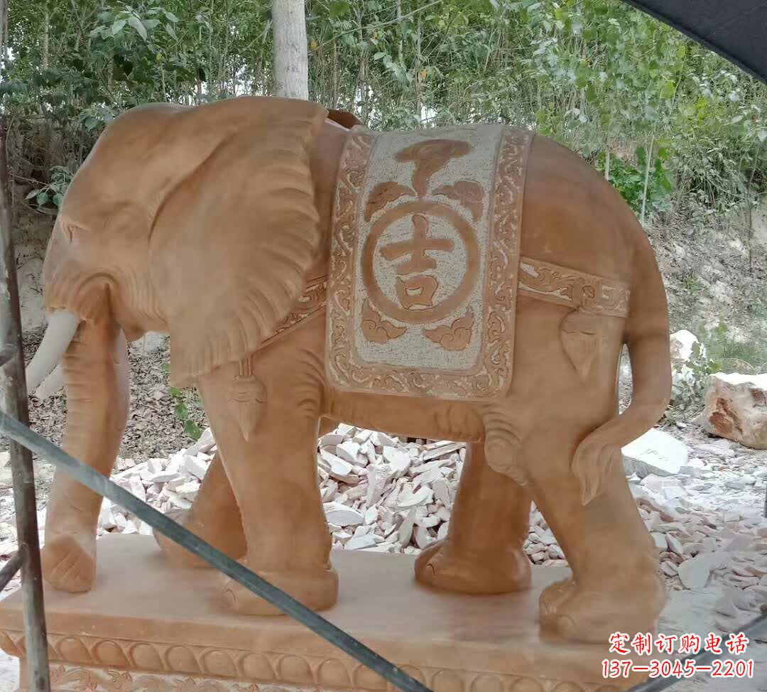 甘肃美观高雅的吉祥大象雕塑