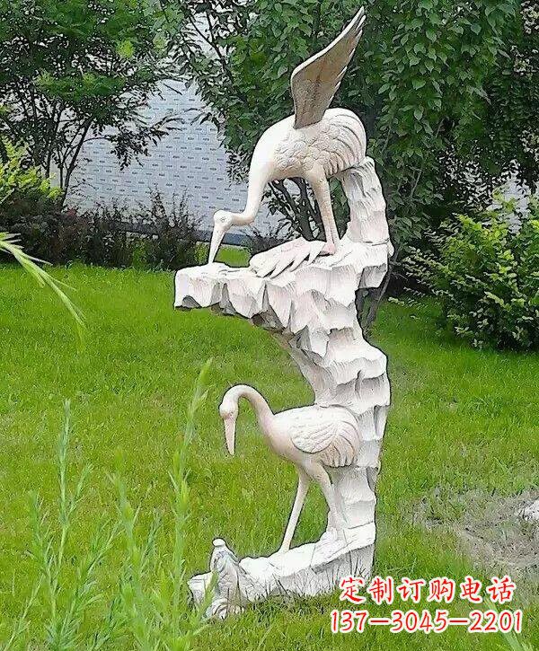 甘肃石雕仙鹤鲤鱼