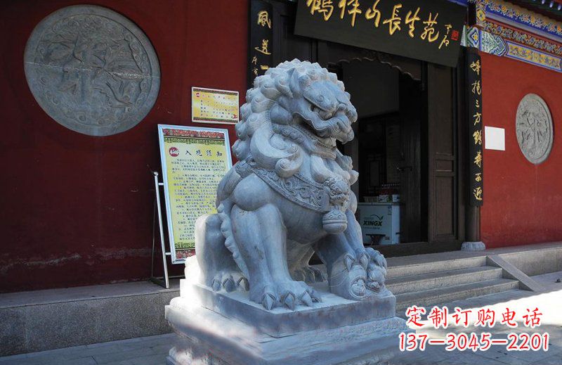 甘肃石狮子寺庙门口石雕