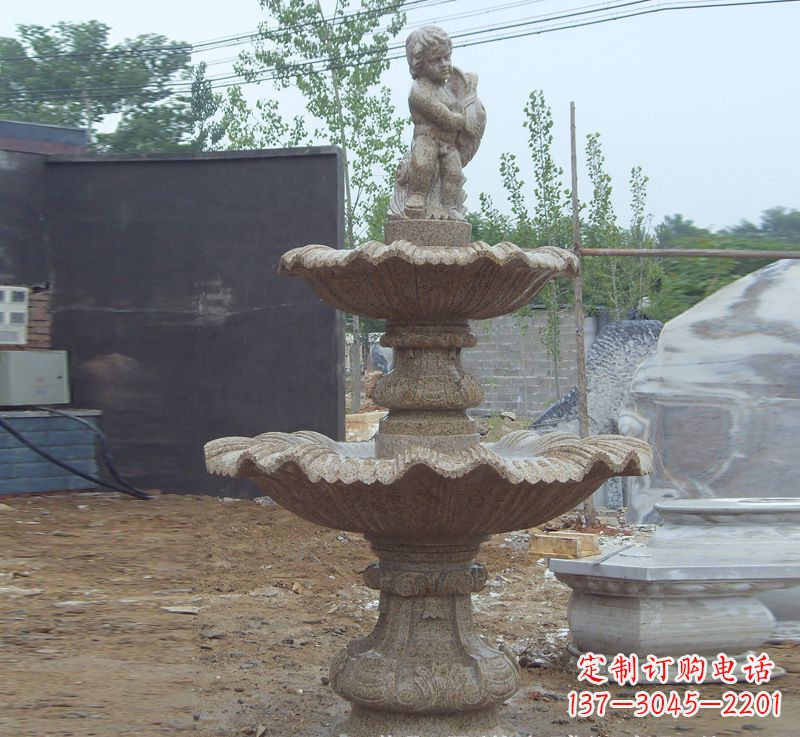 甘肃双手捧钵的石雕佛像