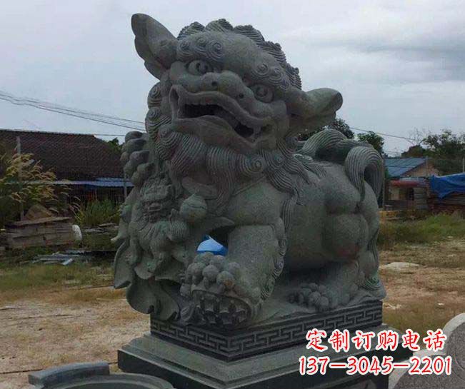 甘肃寺庙景观南方狮子石雕
