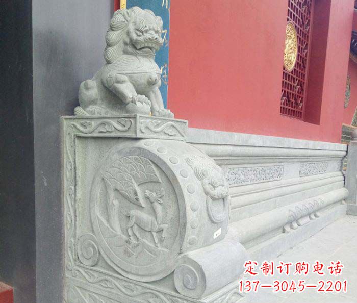 甘肃寺庙景观狮子石门墩抱鼓石