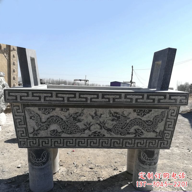 甘肃寺庙墓地祭祀四足方鼎,青石仿古石雕香炉
