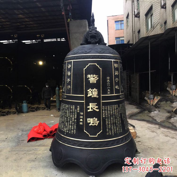 甘肃寺庙铜钟雕塑