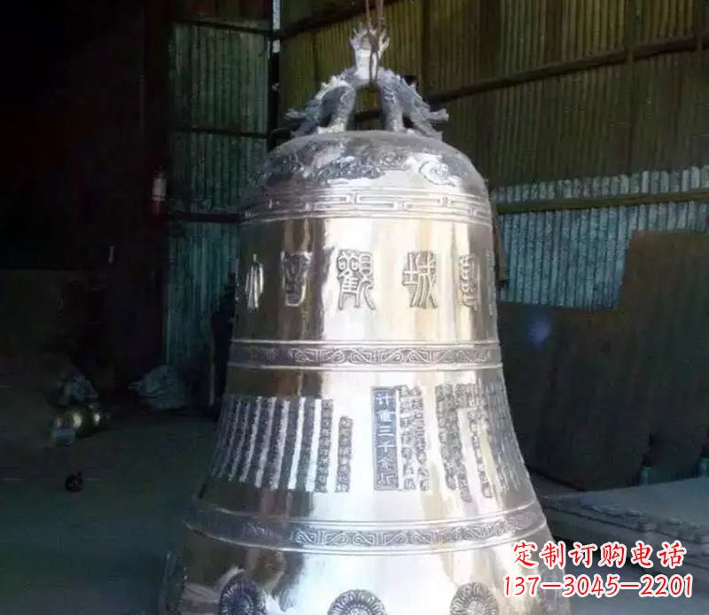 甘肃寺庙铸铁铜钟雕塑