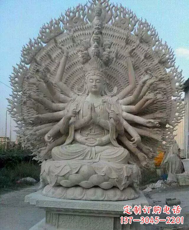 甘肃寺庙坐式千手观音石雕