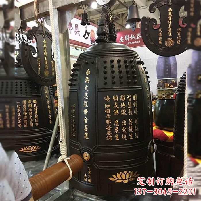 甘肃寺院挂钟铜雕塑