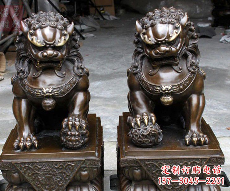 甘肃天安门铜狮子