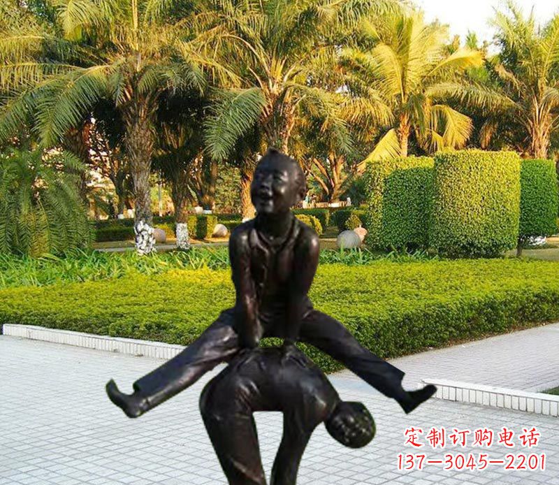 甘肃跳山羊的儿童铜雕