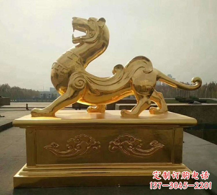 甘肃贴金古代神兽青龙雕塑