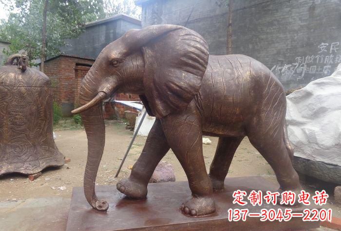 甘肃铜大象雕塑