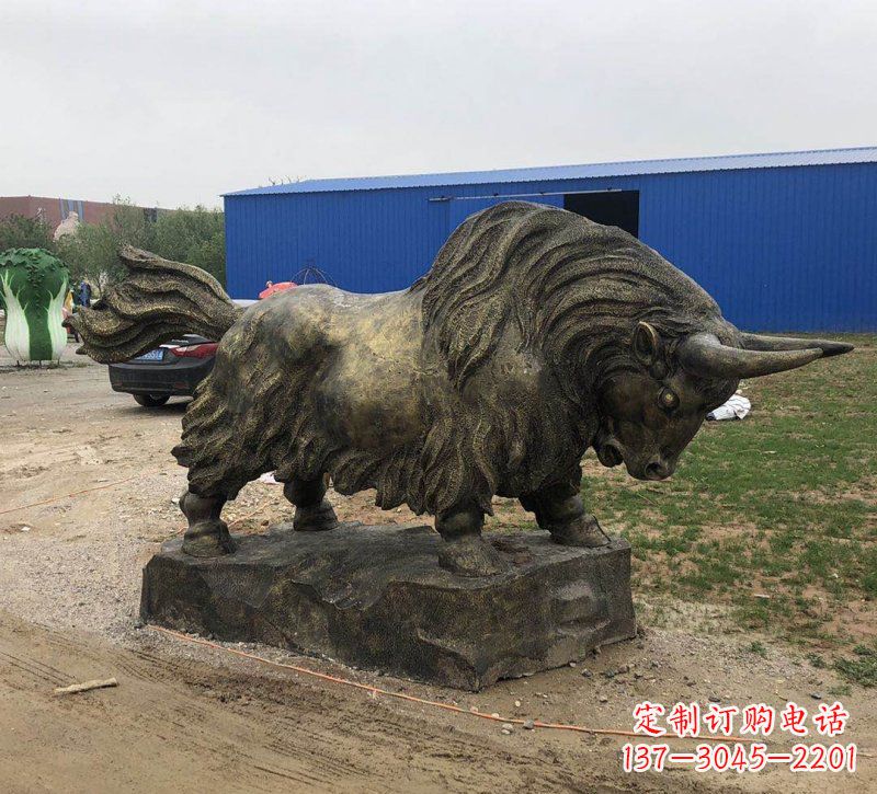 甘肃铜雕奔牛雕塑