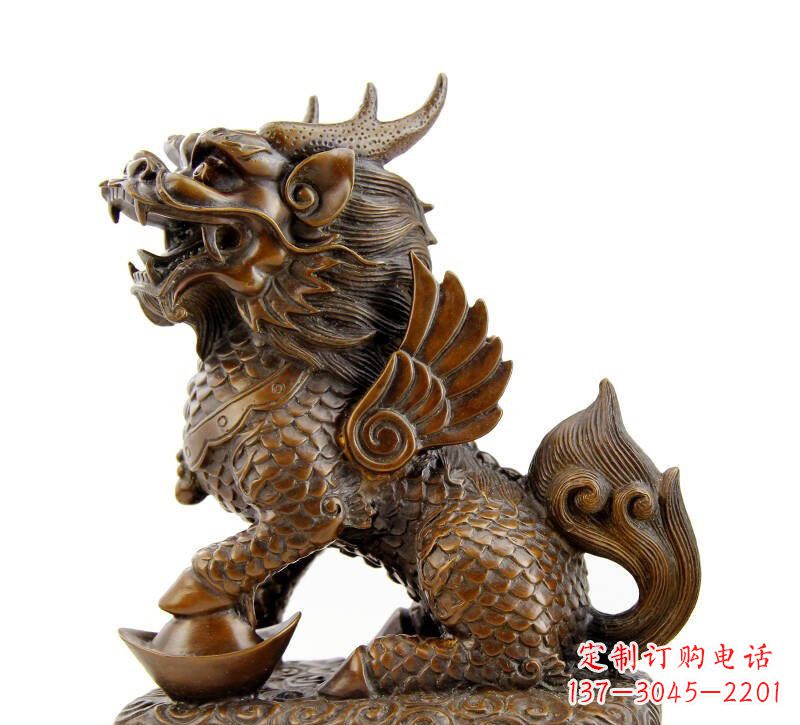 甘肃铜雕踩元宝麒麟
