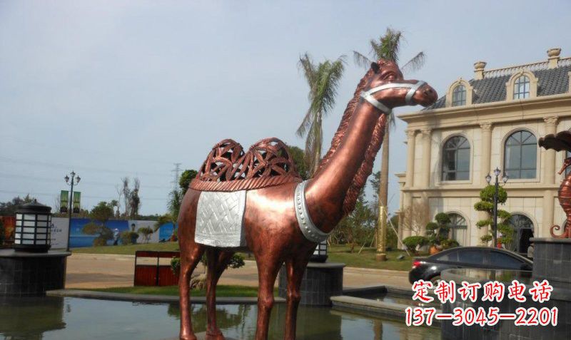 甘肃铜雕抽象骆驼