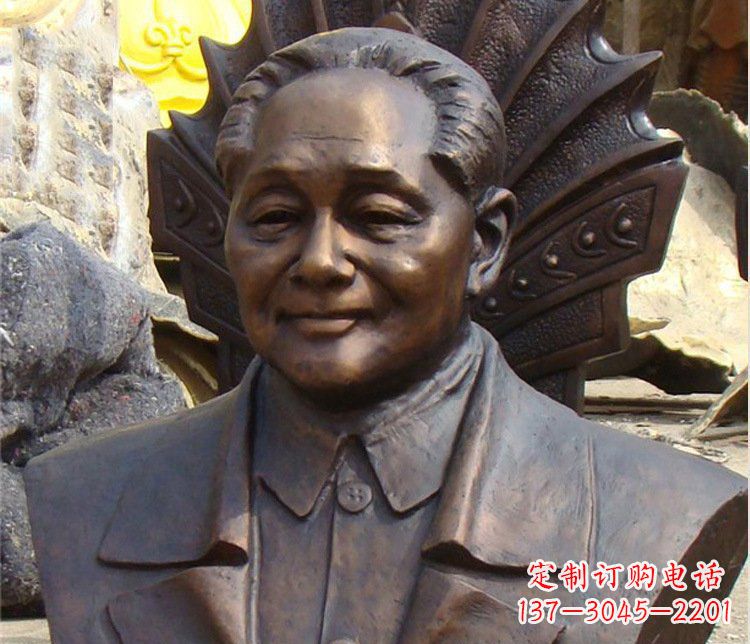 甘肃铜雕广场邓小平肖像雕塑