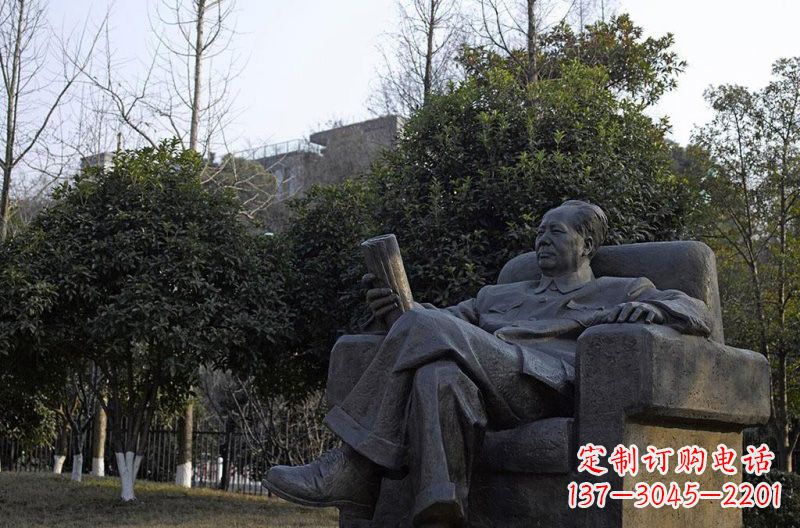 甘肃铜雕毛泽东伟人雕塑