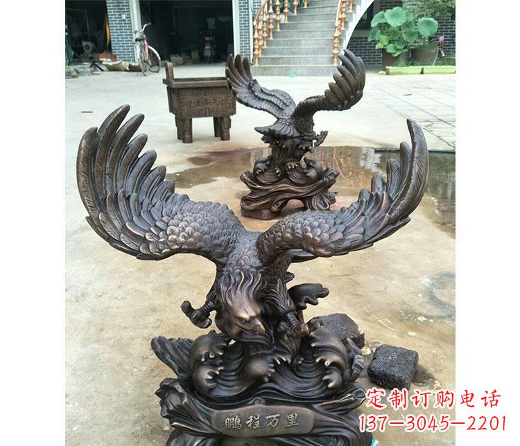 甘肃铜雕园林飞鹰动物雕塑