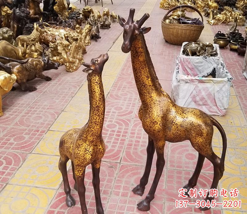 甘肃铜雕长颈鹿