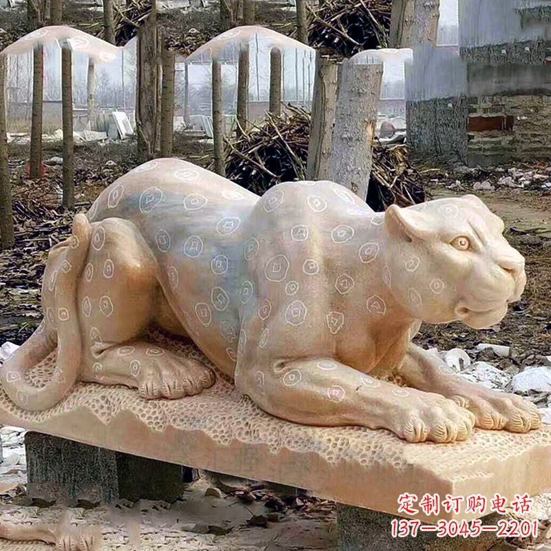 甘肃晚霞红金钱豹石雕-公园园林草坪动物雕塑