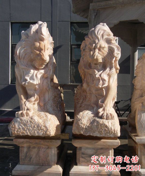 甘肃晚霞红欧式狮子石雕