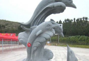 甘肃青石海豚雕塑由中领雕塑制作，是一款以海豚…