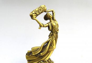 甘肃传承古老神话的女娲雕塑