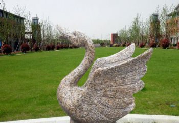 甘肃优雅迷人的天鹅雕塑