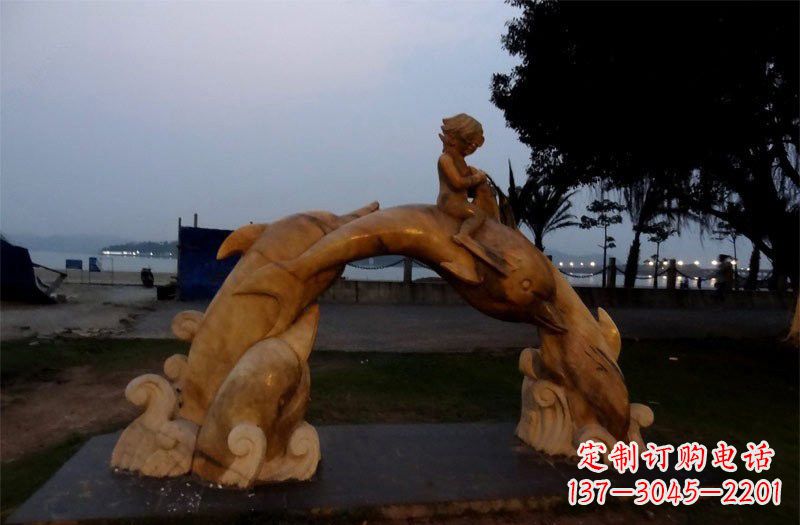 甘肃西方儿童骑海豚石雕