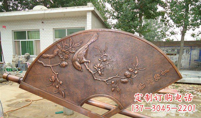 甘肃喜鹊登梅扇子景观铜浮雕