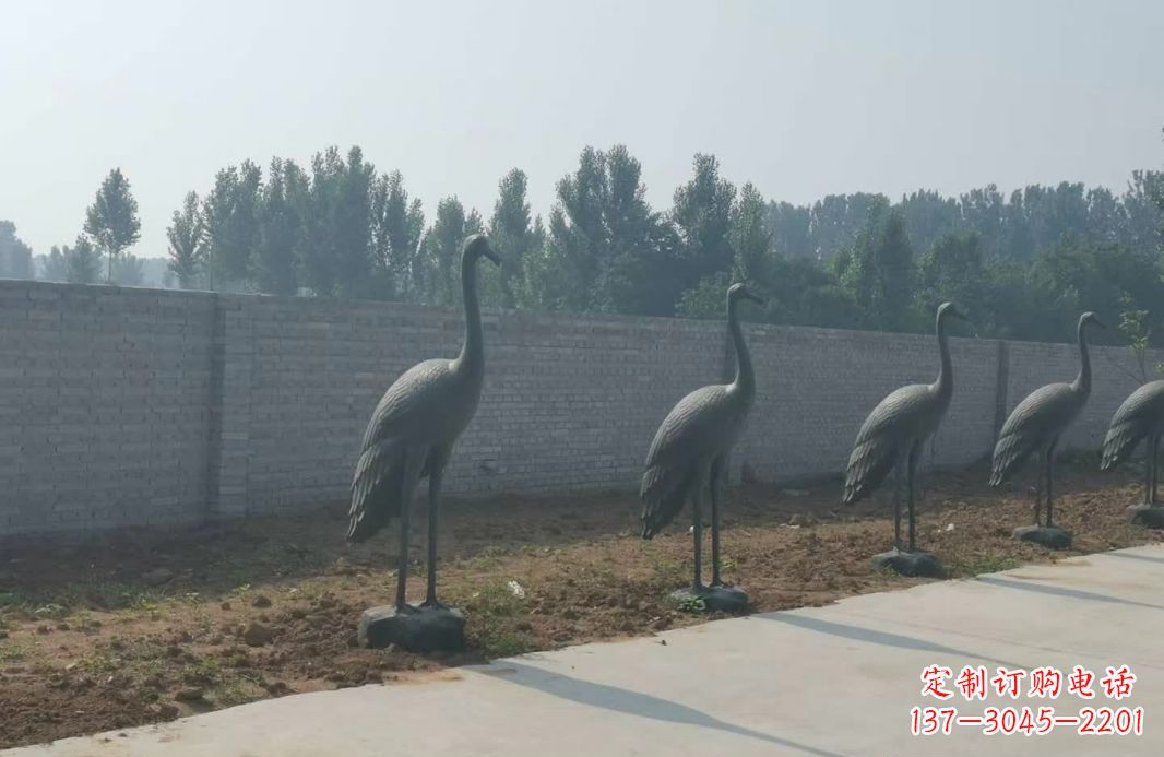 甘肃仙鹤抽象铜雕