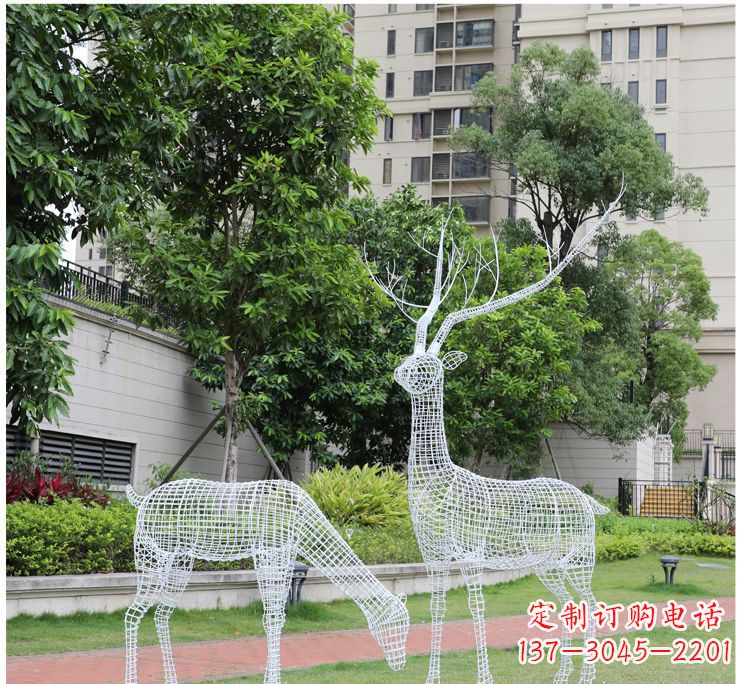 甘肃小区不锈钢镂空梅花鹿鹿雕塑