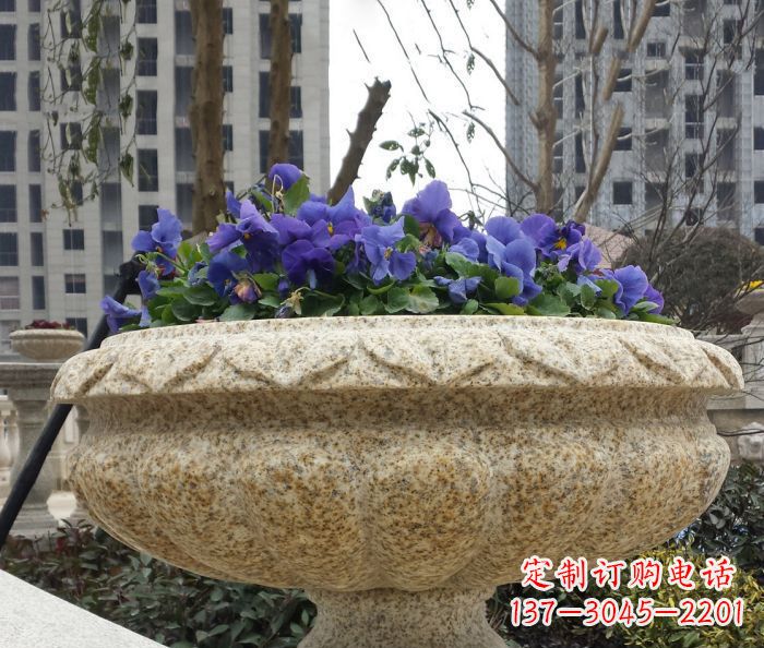 甘肃小区景观大理石花盆石雕