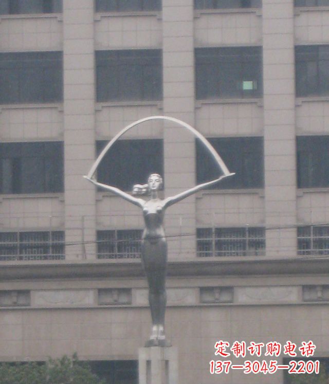 甘肃校园不锈钢女孩雕塑